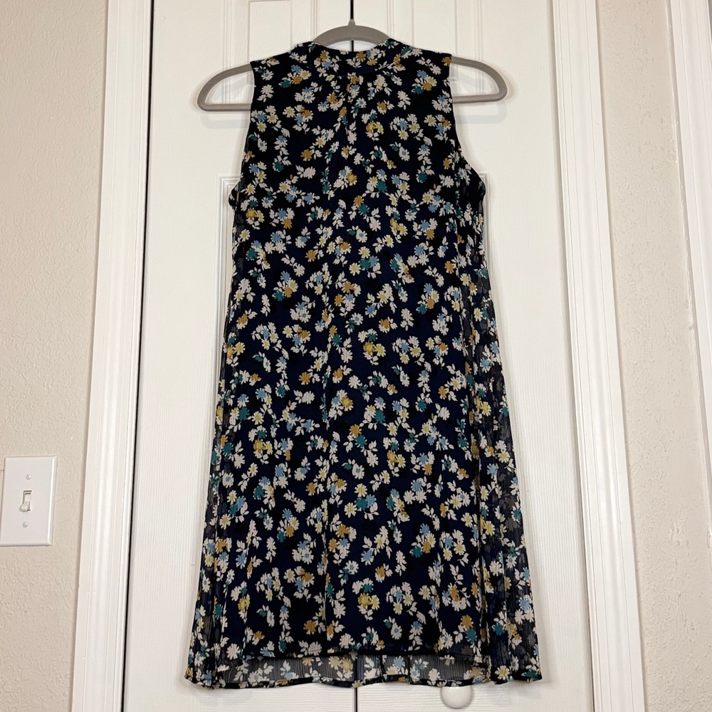 Tommy Hilfiger Navy Blue Floral Petite Dress Size 8P Sleeveless